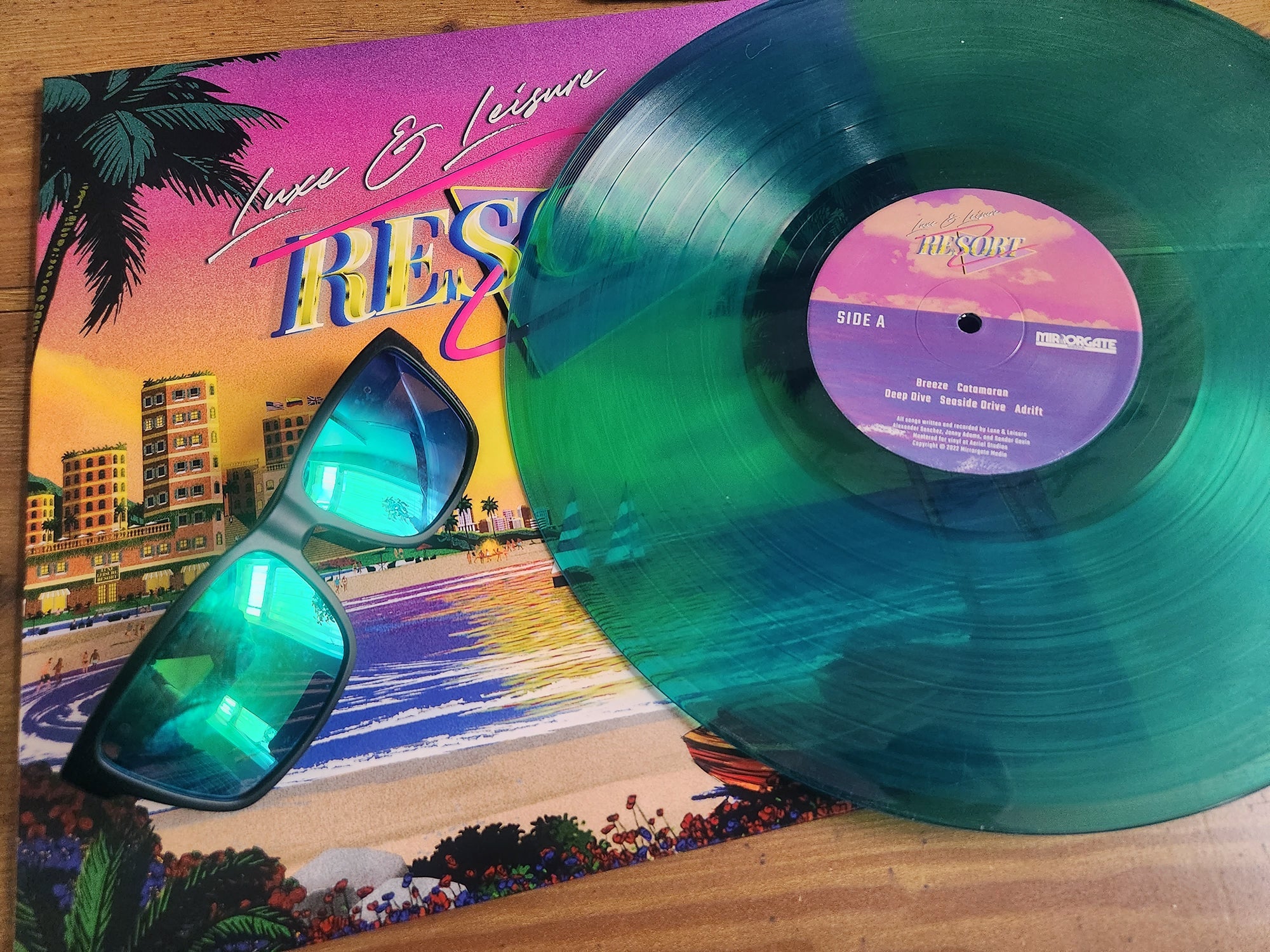 Luxe & Leisure - Resort [Vinyl Record]